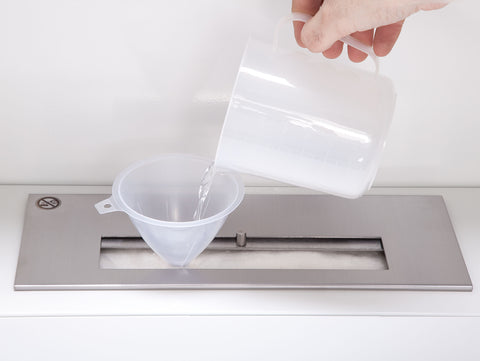 MCF: Set de jarra con embudo de medición en blanco