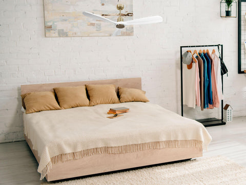 Ventilador de techo Modo Invierno/Verano Termostato Wifi Motor DC Techos Inclinados Mando a Distancia Hypersilence Memoria FullWood