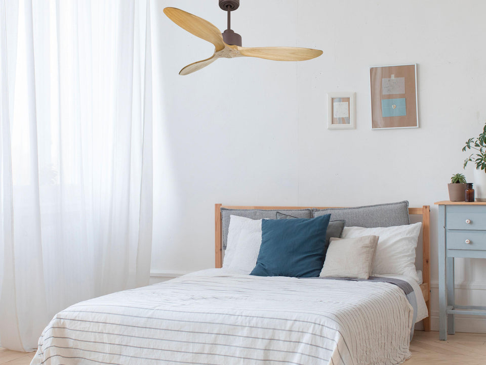 Ventilador de techo Reversible Termostato Wifi Motor DC Techos Inclinados Mando a Distancia Hypersilence Memoria FullWood 7