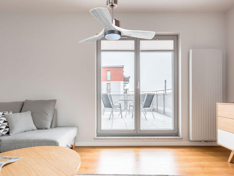 Ventilador de techo Modo Invierno/Verano Termostato Dimable Wifi Motor DC Techos Inclinados Mando a Distancia Luz tres tonos Hypersilence Memoria