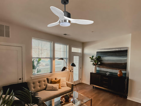 Ventilador de techo Modo Invierno/Verano Termostato Dimable Wifi Motor DC Techos Inclinados Mando a Distancia Luz tres tonos Hypersilence Memoria