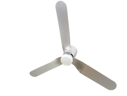 Ventilador de techo DC plata con aspas de ABS 132cm y luz para 35m2