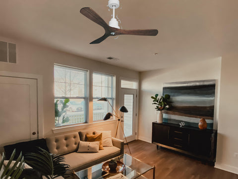 Ventilador de techo Reversible Termostato Dimable Wifi Motor DC Techos Inclinados Mando a Distancia Luz tres tonos Hypersilence Memoria 2