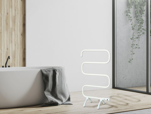 Toallero blanco con diseño moderno de aluminio