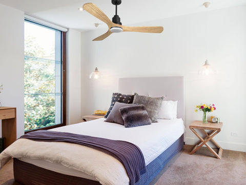 Ventilador de techo Reversible Termostato Dimable Wifi Motor DC Techos Inclinados Mando a Distancia Luz tres tonos Hypersilence Memoria 6