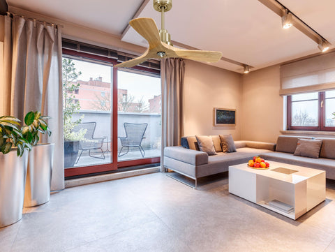 Ventilador de techo Reversible Termostato Dimable Wifi Motor DC Techos Inclinados Mando a Distancia Luz tres tonos Hypersilence Memoria 2