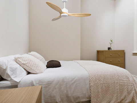 Ventilador de techo Reversible Termostato Dimable Wifi Motor DC Techos Inclinados Mando a Distancia Luz tres tonos Hypersilence Memoria 7