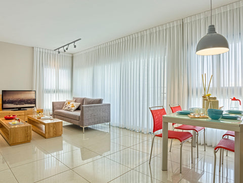 Ventilador de techo Reversible Termostato Dimable Wifi Motor DC Techos Inclinados Mando a Distancia Luz tres tonos Hypersilence Memoria 3