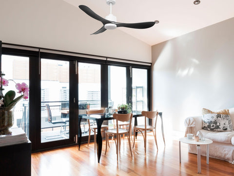 Ventilador de techo Reversible Termostato Dimable Wifi Motor DC Techos Inclinados Mando a Distancia Luz tres tonos Hypersilence Memoria 4