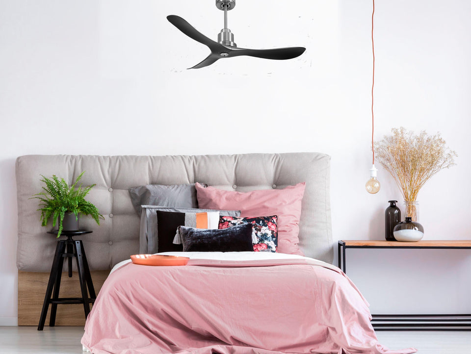 Ventilador de techo Reversible Termostato Dimable Wifi Motor DC Techos Inclinados Mando a Distancia Luz tres tonos Hypersilence Memoria 2