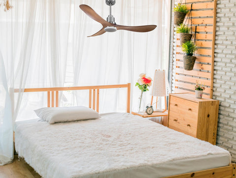 Ventilador de techo Reversible Termostato Dimable Wifi Motor DC Techos Inclinados Mando a Distancia Luz tres tonos Hypersilence Memoria 7