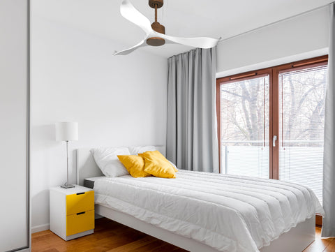 Ventilador de techo Reversible Termostato Wifi Motor DC Techos Inclinados Mando a Distancia Adaptador 2/3 Aspas Hypersilence Memoria 7