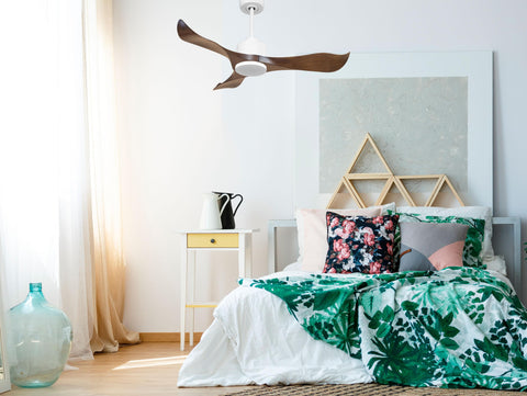 Ventilador de techo Reversible Termostato Wifi Motor DC Techos Inclinados Mando a Distancia Adaptador 2/3 Aspas Hypersilence Memoria 7