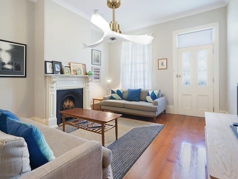 Ventilador de techo Reversible Termostato Dimable Wifi Motor DC Techos Inclinados Mando a Distancia Luz tres tonos Adaptador 2/3 Aspas Hypersilence Memoria 2